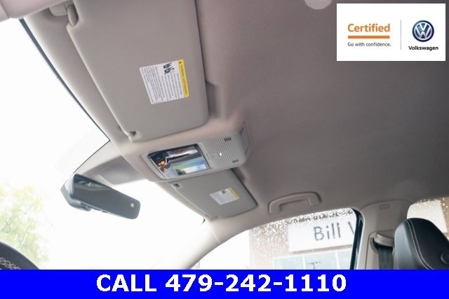 Certified 2024 Volkswagen Atlas SE w/ Black Wheel Package image 18