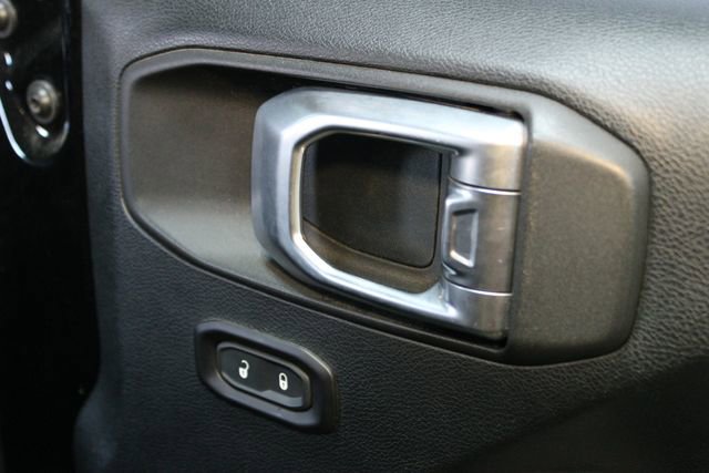 Used 2019 Jeep Wrangler Unlimited Sport w/ Cold Weather Group image 9