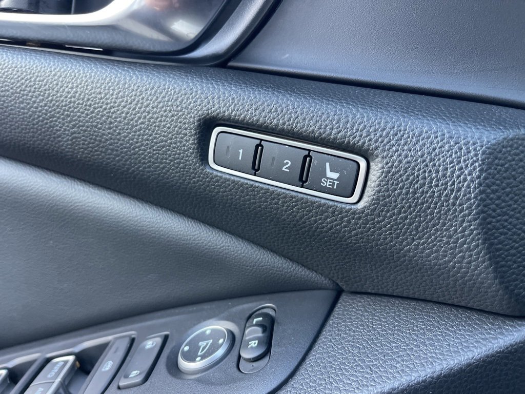 Certified 2021 Honda Accord EX-L image 23