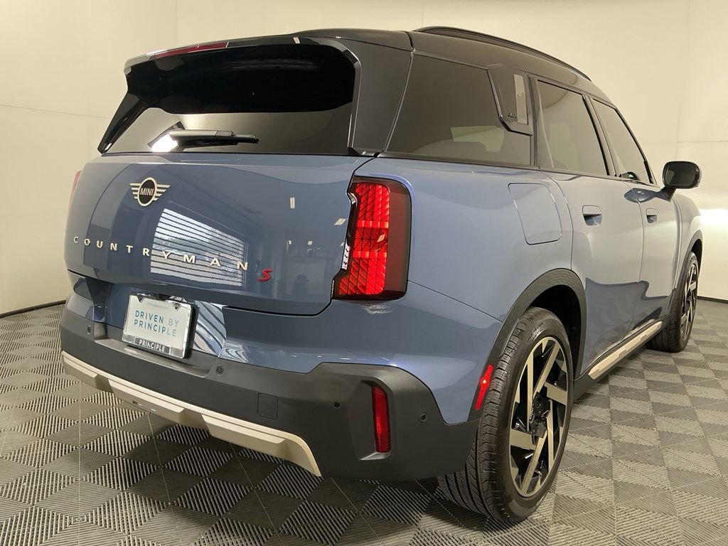 Certified 2025 MINI Cooper Countryman S w/ Comfort Package Max AWD/4WD image 8