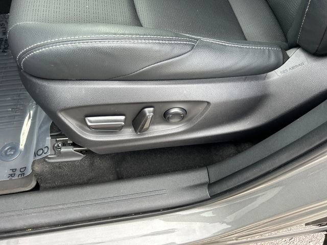 Used 2023 Subaru Solterra AWD image 10