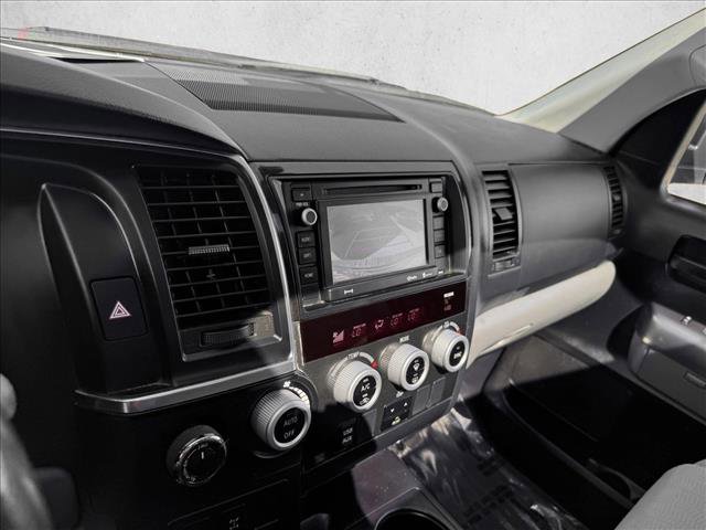 Used 2019 Toyota Sequoia SR5 AWD/4WD image 15