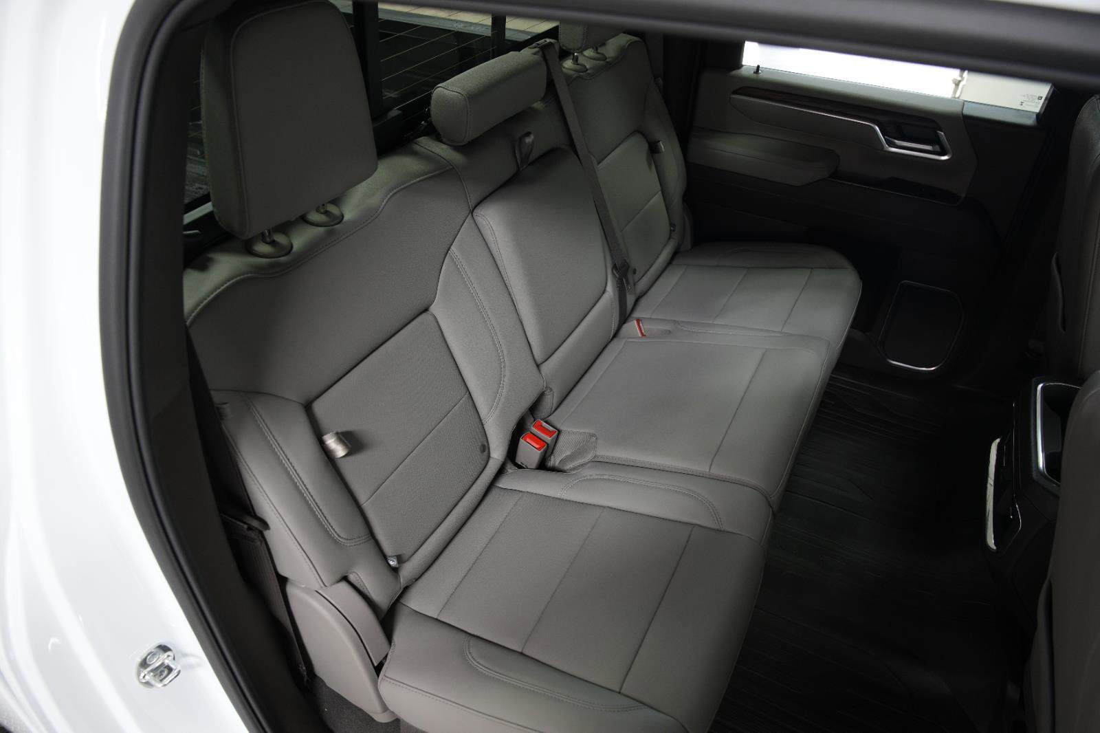 New 2026 GMC Sierra 2500 SLT w/ SLT Premium Package image 14