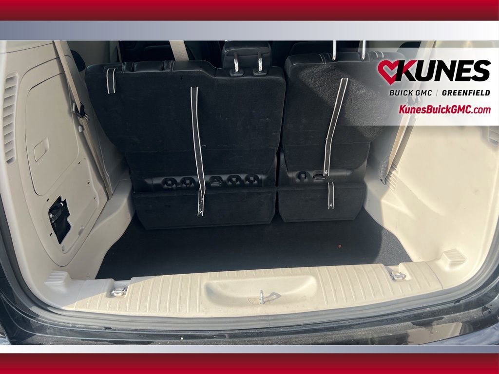 Used 2024 Chrysler Pacifica Limited FWD image 38