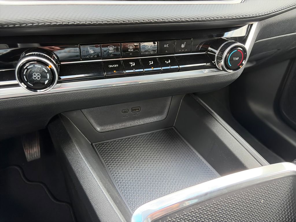 New 2026 Chevrolet Equinox LT w/ Safety and Technology Package image 21