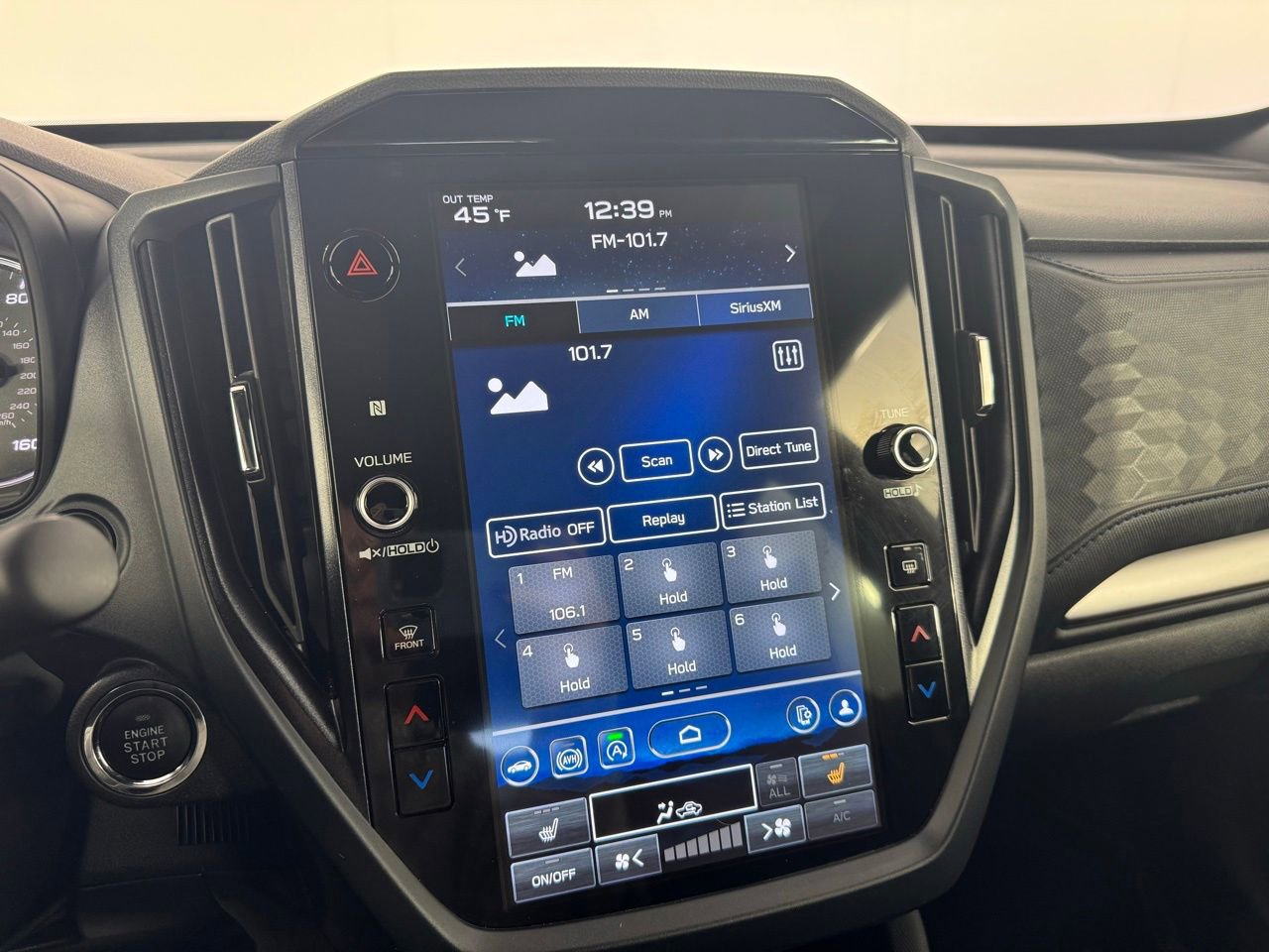 Used 2025 Subaru Forester Premium w/ Convenience Package #1 image 15