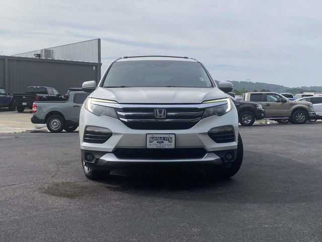 Used 2017 Honda Pilot Elite image 9