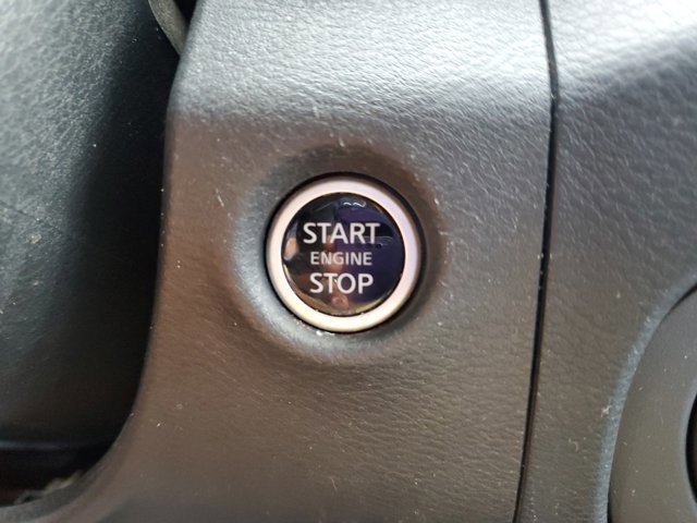 Used 2023 Nissan Frontier SV w/ Tow Package image 29