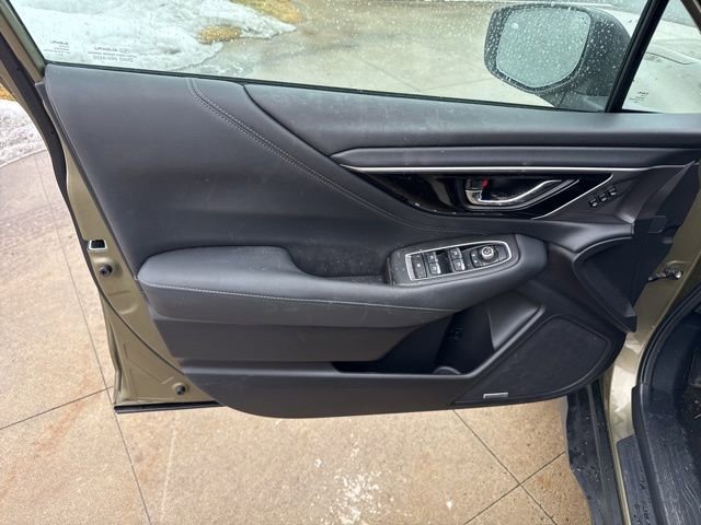 Used 2023 Subaru Outback Limited image 24