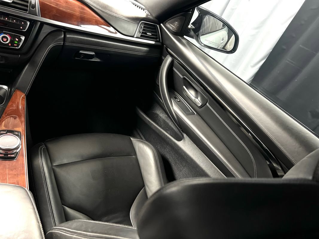 Used 2017 BMW M4 Coupe w/ Executive Package image 20