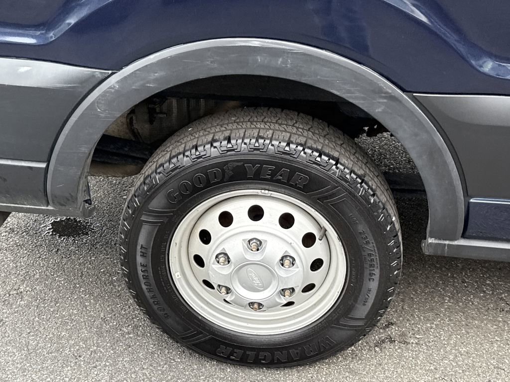 Used 2021 Ford Transit 250 Medium Roof AWD image 11