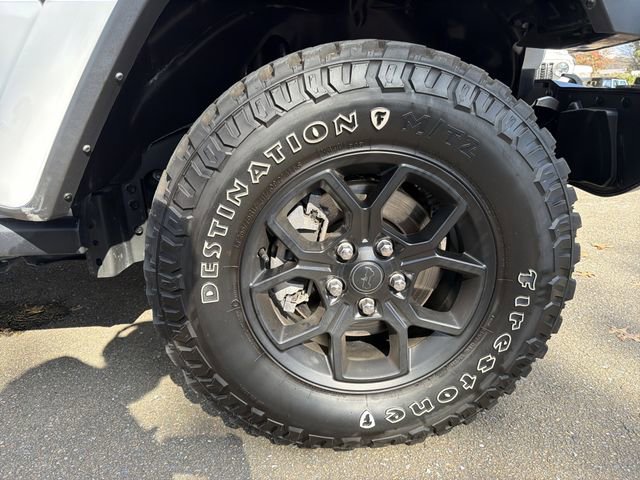 Used 2024 Jeep Gladiator Sport image 14