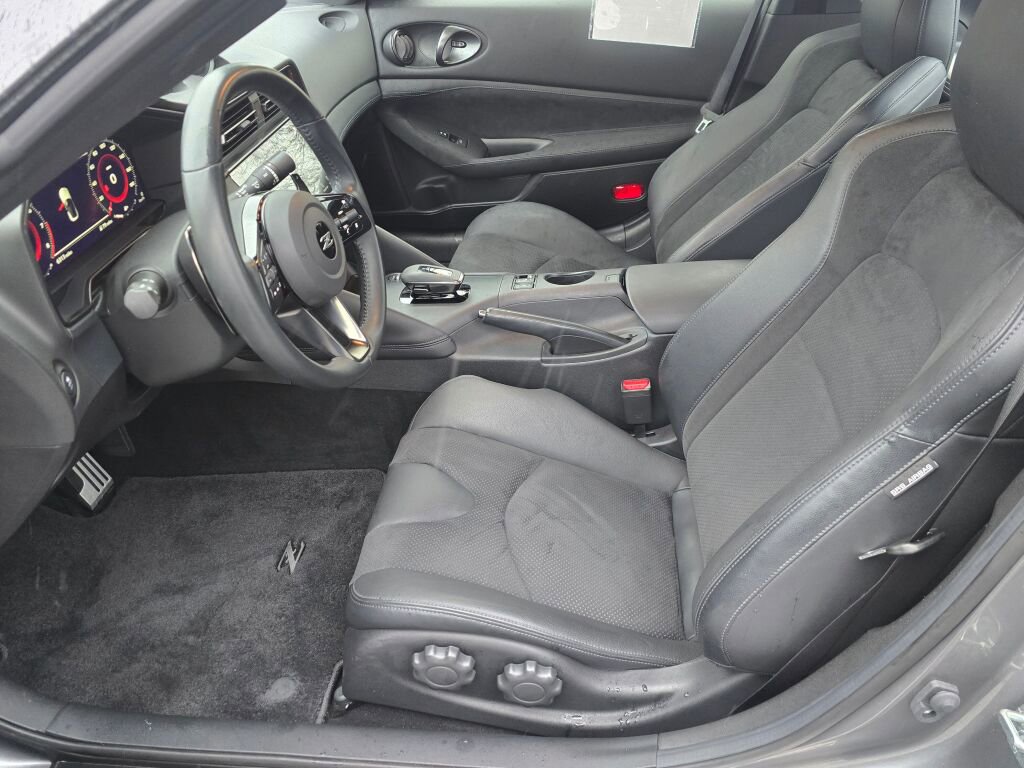 Used 2024 Nissan Z Performance w/ Floor Mat Package image 18