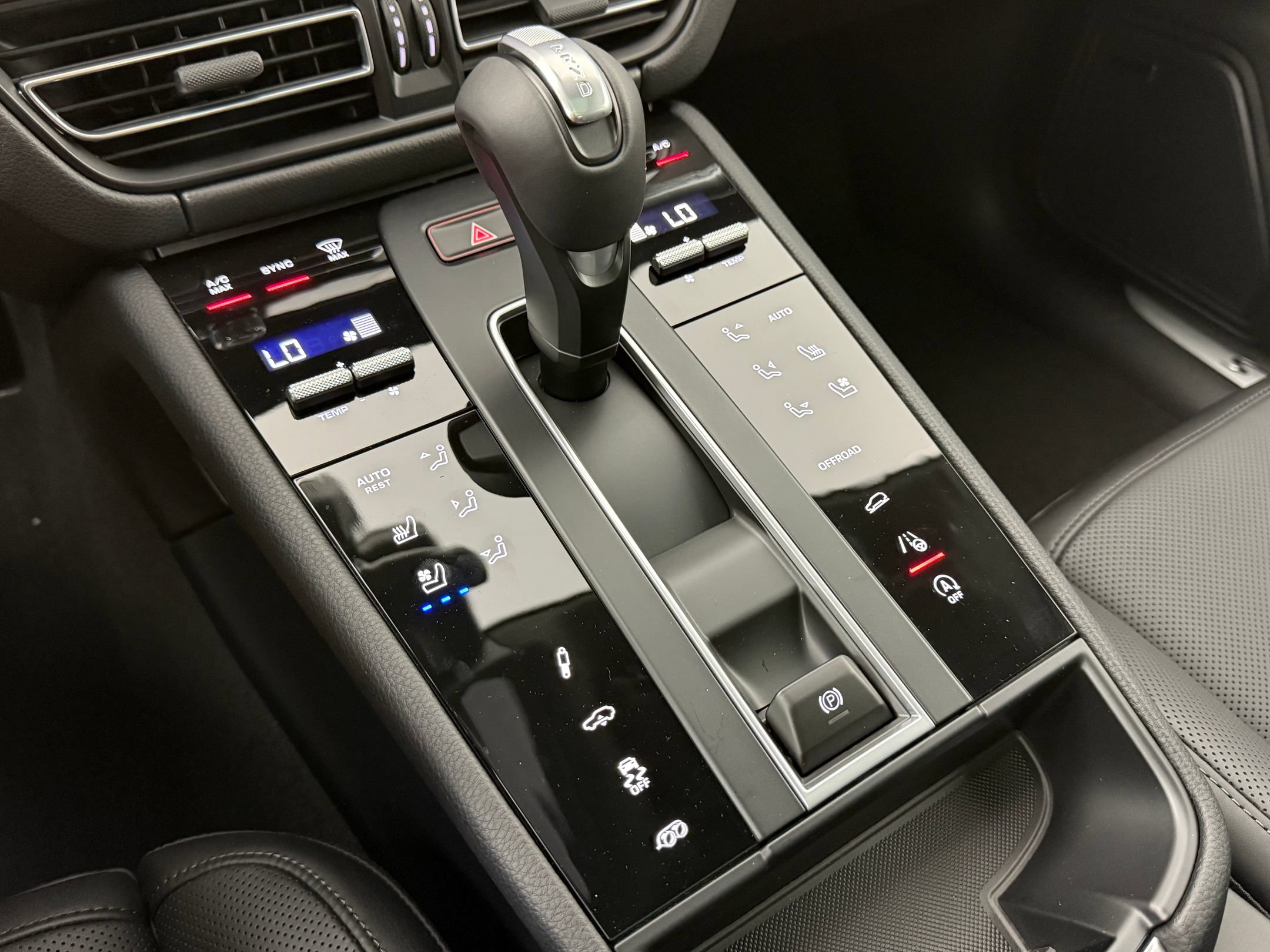 New 2026 Porsche Macan S AWD/4WD image 18