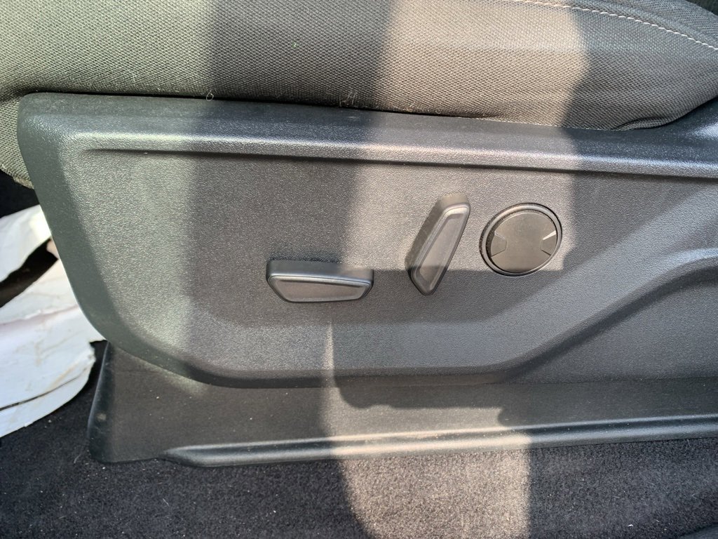 Used 2023 Ford F150 XLT w/ Equipment Group 302A High image 17