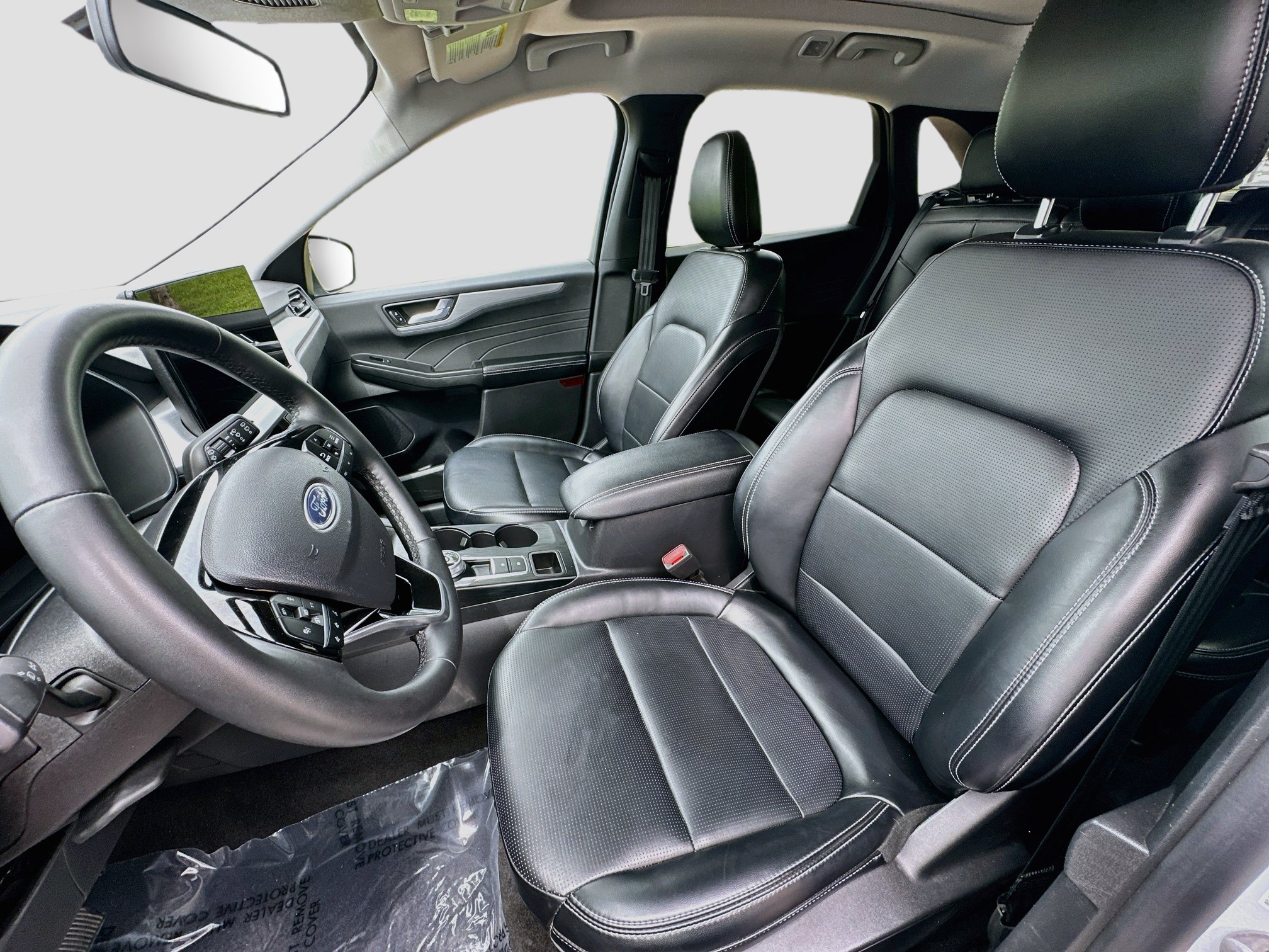 Used 2025 Ford Escape Platinum AWD/4WD image 13