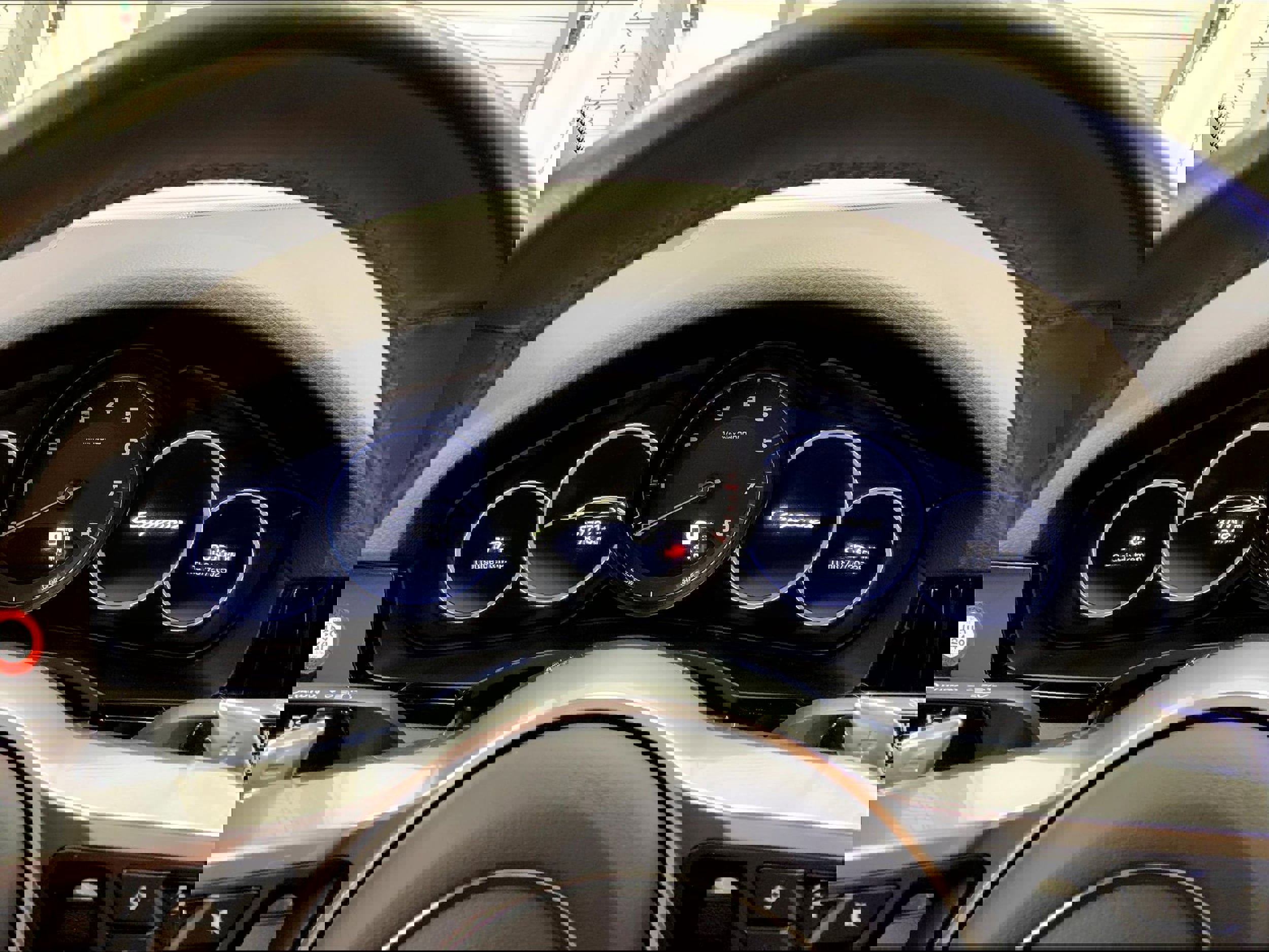 Used 2022 Porsche Cayenne E-Hybrid image 24