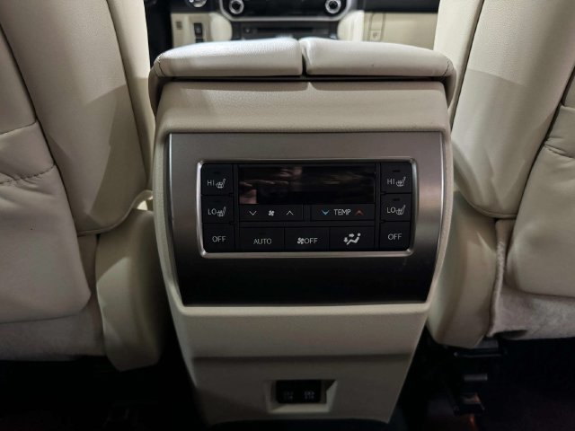 Certified 2023 Lexus GX 460 Premium w/ Premium Package AWD/4WD image 22