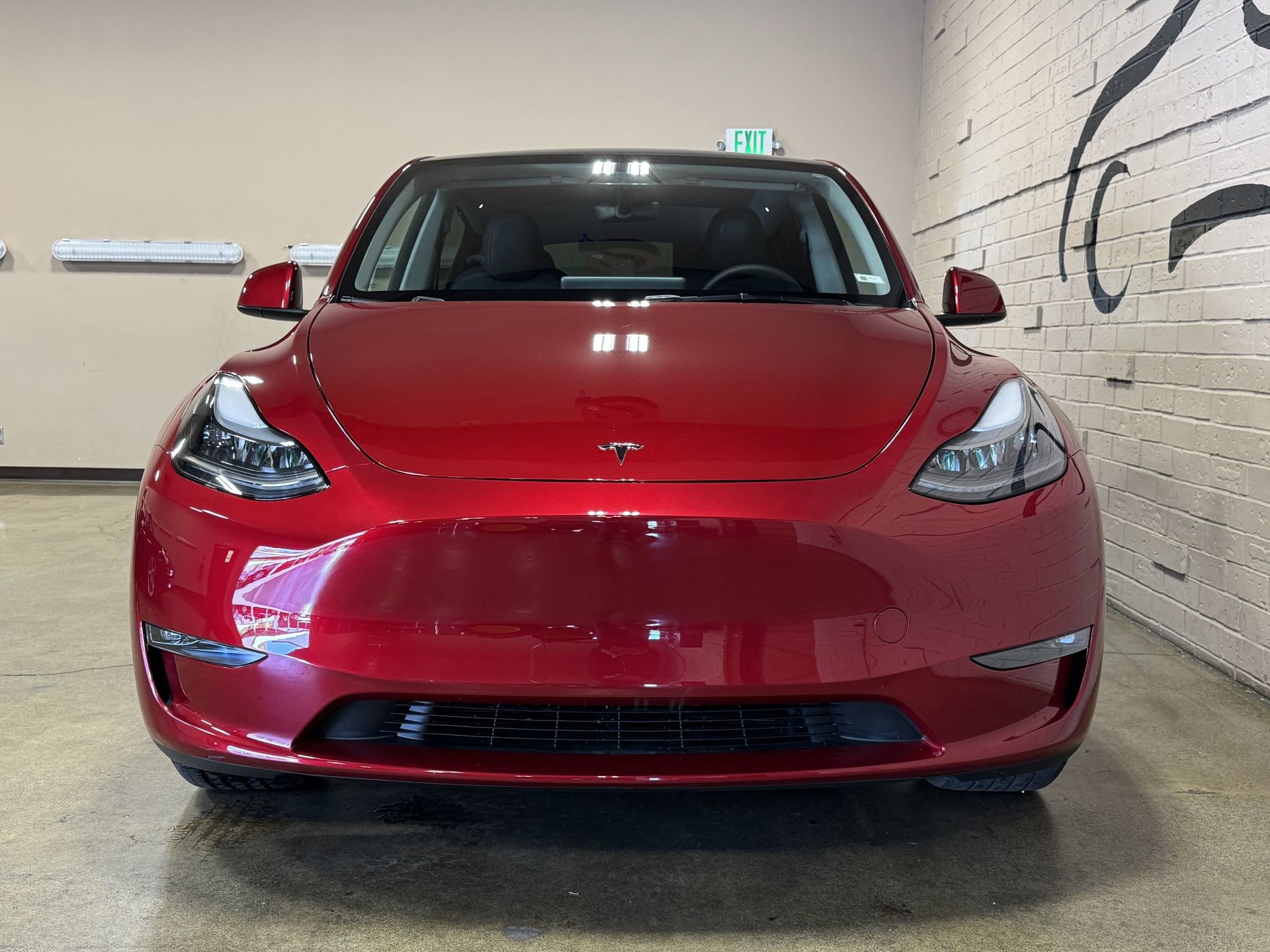 Used 2024 Tesla Model Y Long Range AWD/4WD image 9