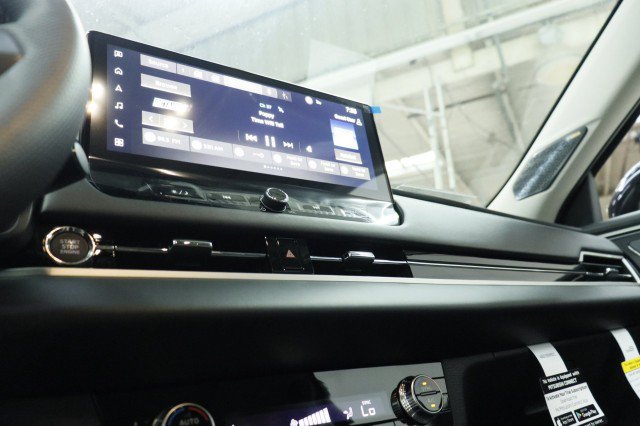 New 2026 Mitsubishi Outlander SE FWD image 12
