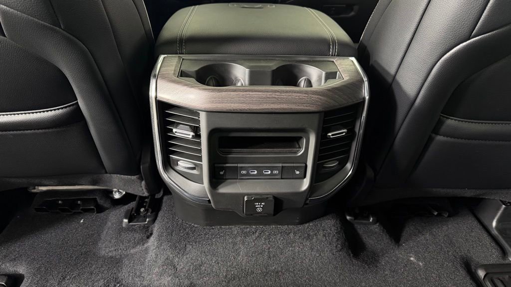 New 2026 RAM 1500 Laramie AWD/4WD image 25