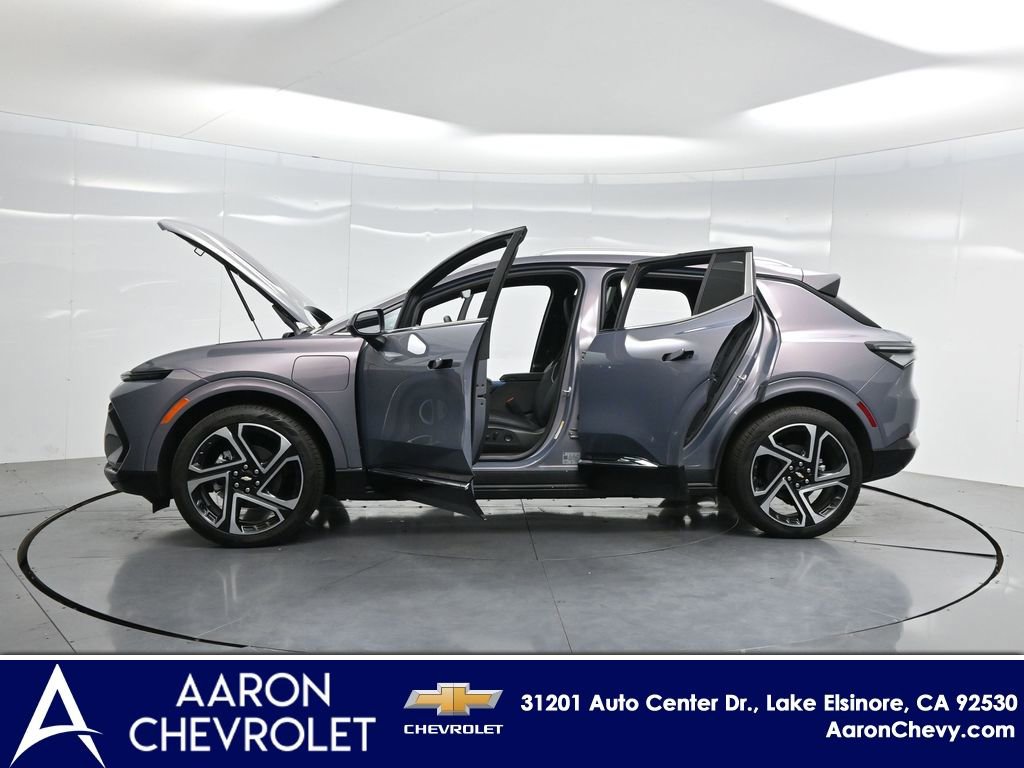 New 2025 Chevrolet Equinox EV LT w/ Convenience Package II image 43