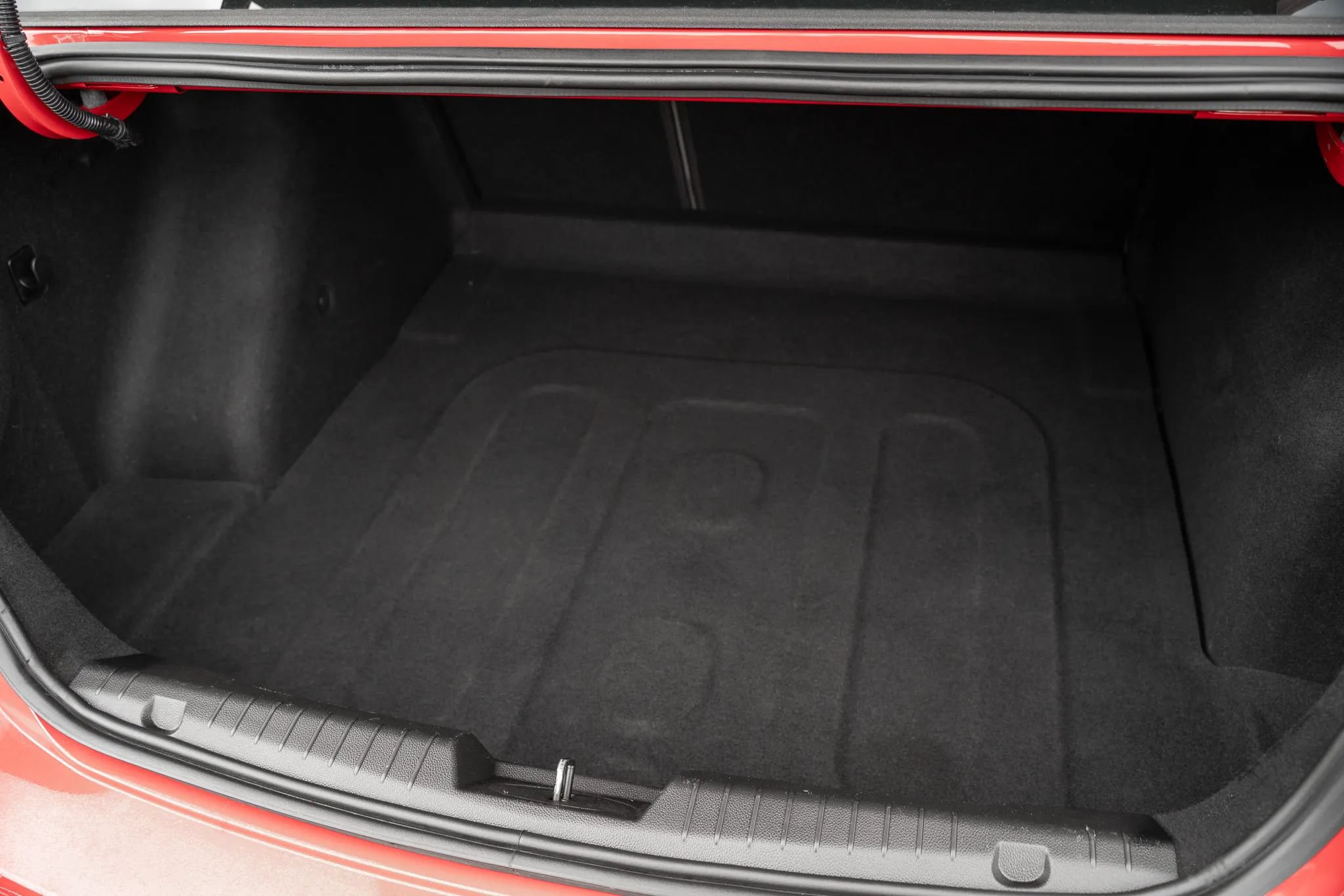 Used 2014 Chevrolet Cruze LT w/ RS Package FWD image 9