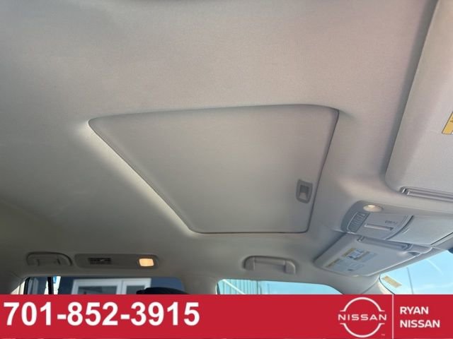 Certified 2022 Nissan Armada Platinum w/ Captain's Chairs Package image 8