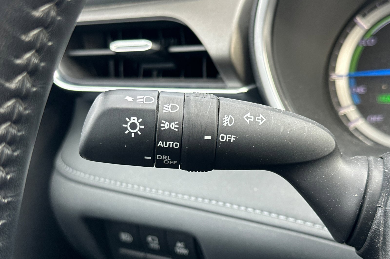 Used 2022 Toyota Highlander Limited image 37