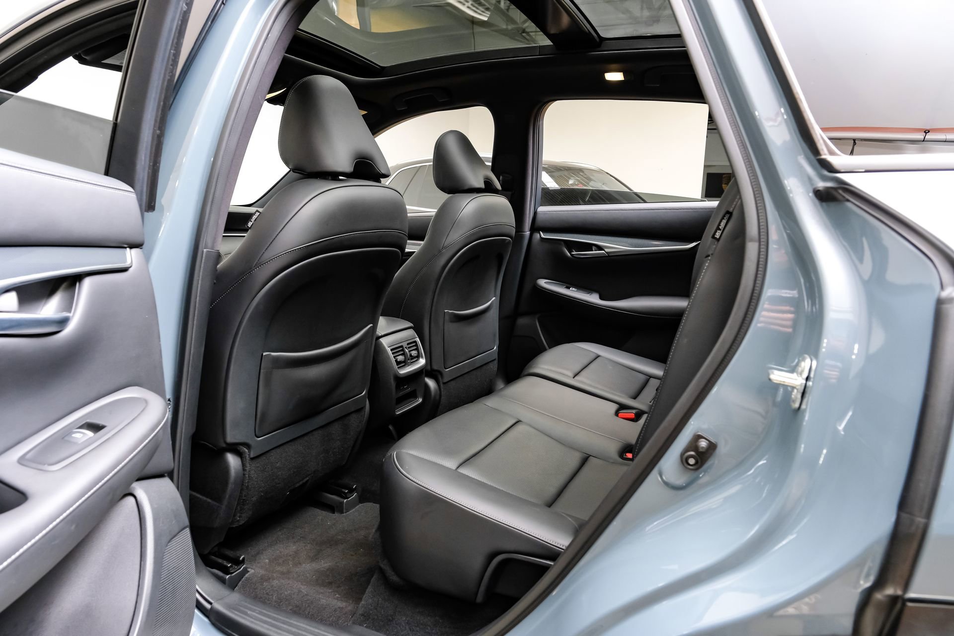 Used 2023 INFINITI QX50 Sport FWD image 41
