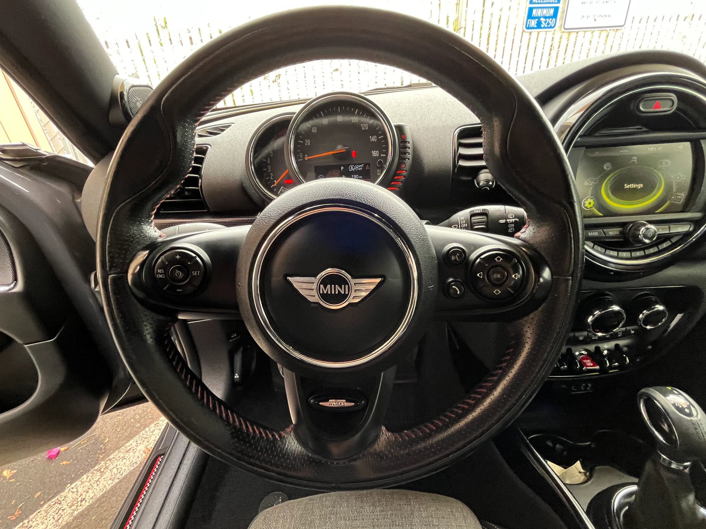 Used 2016 MINI Cooper Clubman S image 15