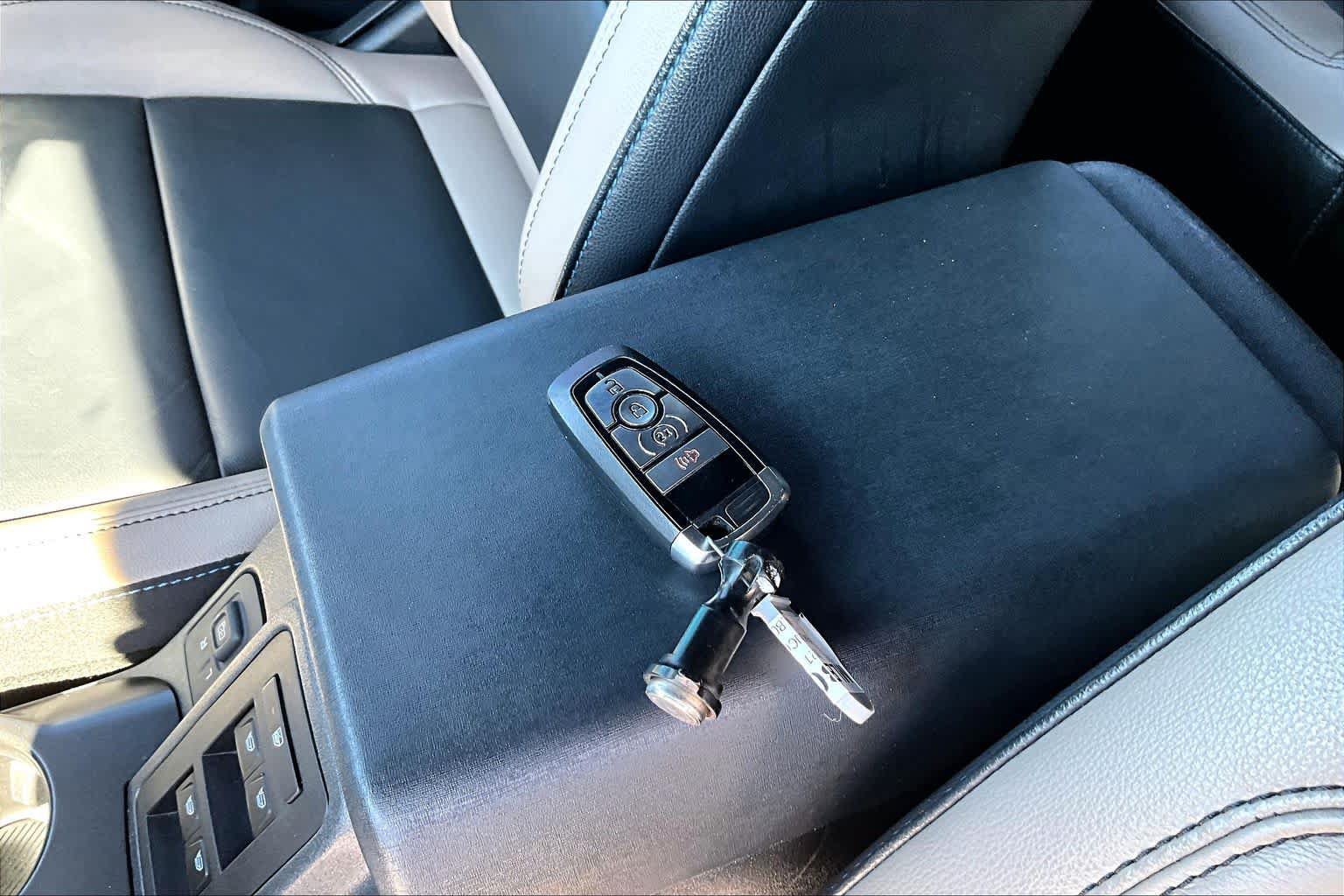 Used 2021 Ford Bronco Wildtrak AWD/4WD image 14