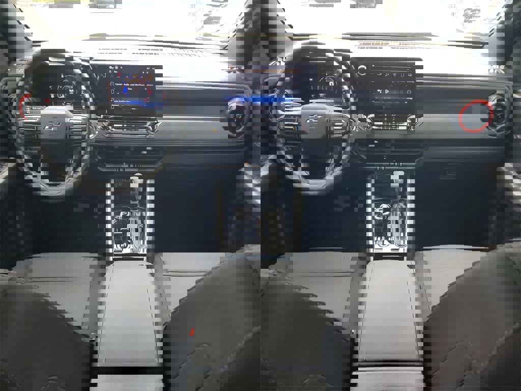 Used 2023 Chevrolet Colorado Trail Boss w/ Technology Package image 13