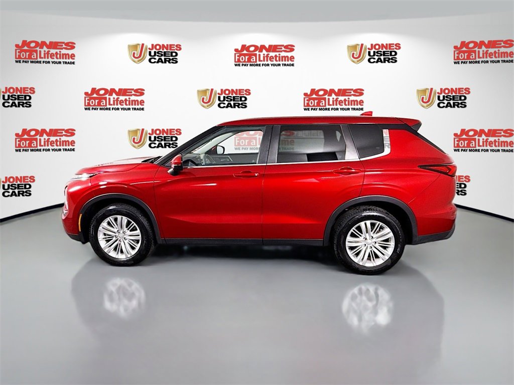Used 2022 Mitsubishi Outlander ES image 13