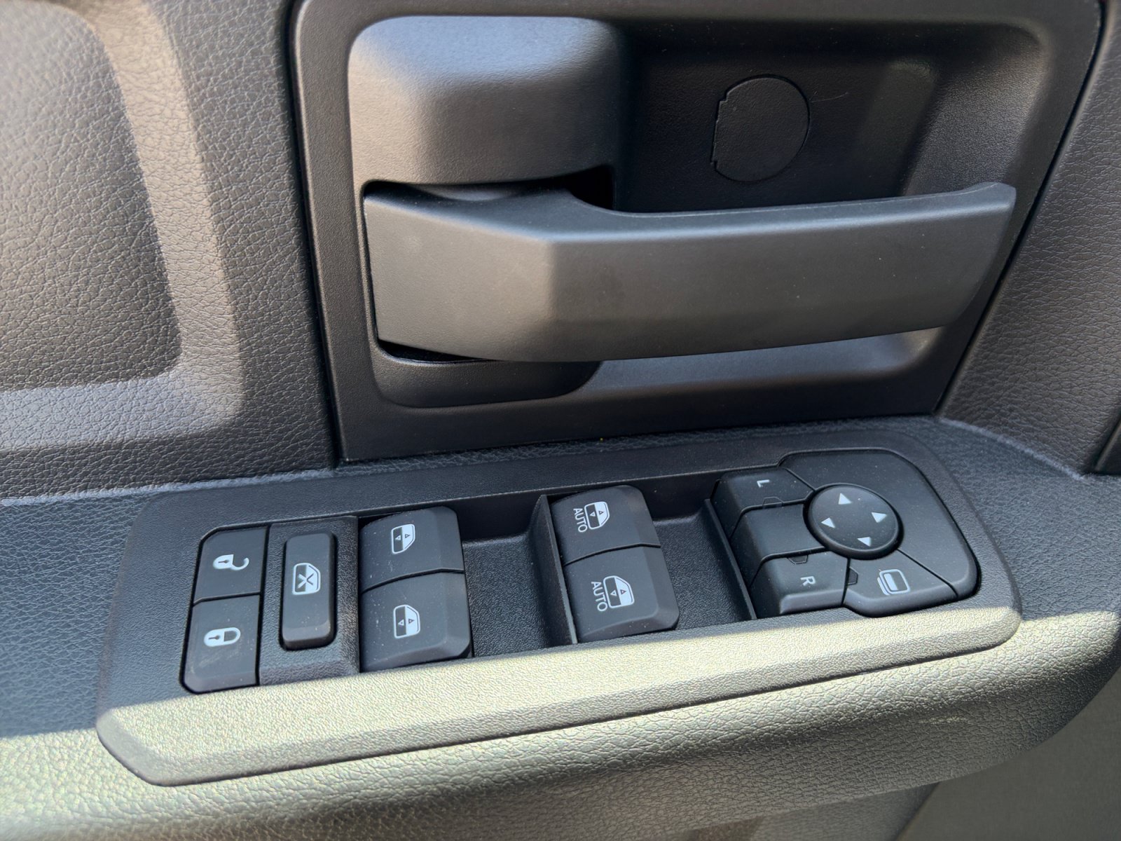 New 2026 RAM 2500 Tradesman AWD/4WD image 15