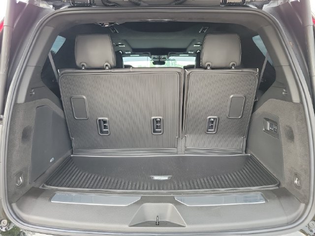 Used 2024 Cadillac Escalade Sport Platinum w/ LPO, ONYX Package AWD/4WD image 7