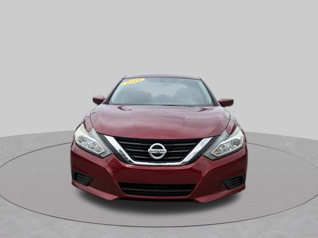 Used 2018 Nissan Altima 2.5 S w/ S Convenience Package FWD image 2