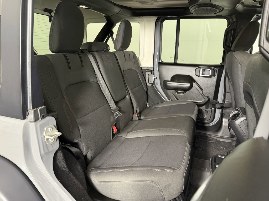 Used 2023 Jeep Wrangler Unlimited AWD/4WD image 19