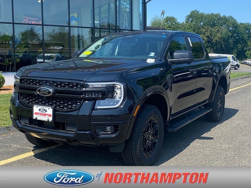 New 2026 Ford Ranger XLT w/ FX4 Off-Road Package
