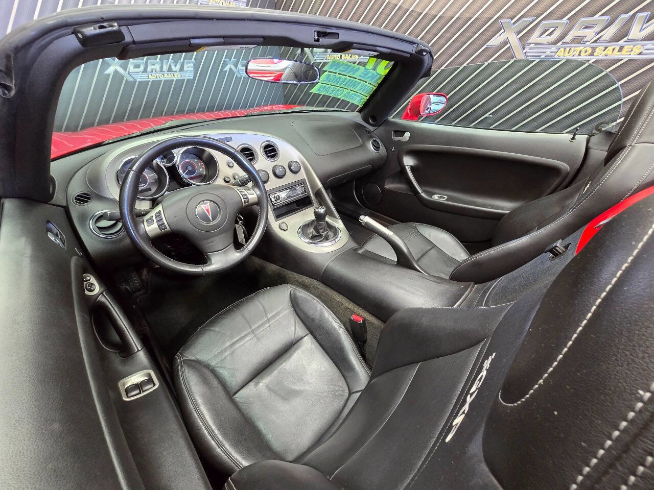 Used 2007 Pontiac Solstice GXP image 19