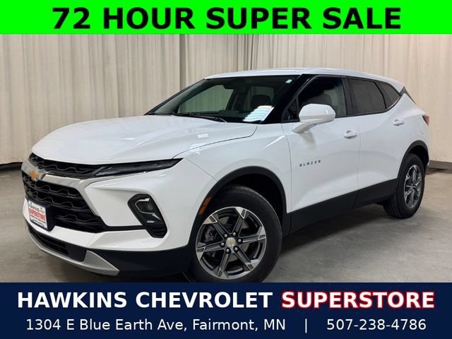 Used 2025 Chevrolet Blazer LT AWD/4WD image 1
