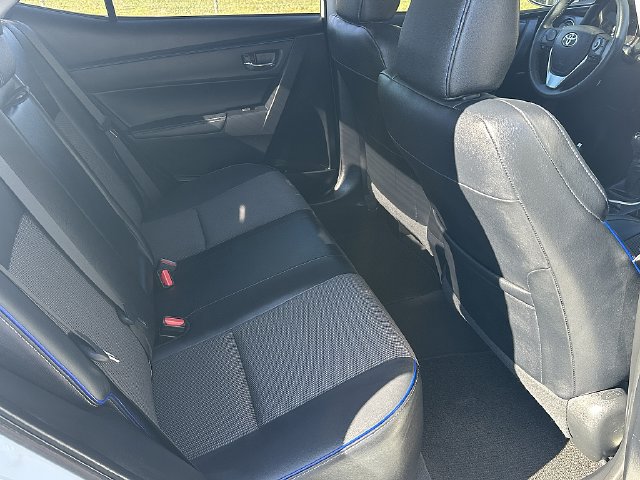 Used 2017 Toyota Corolla SE w/ Carpet Mat Package (TMS) FWD image 14