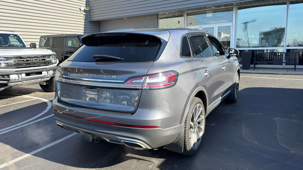 Used 2021 Lincoln Nautilus Reserve w/ Equipment Group 202A AWD/4WD image 3