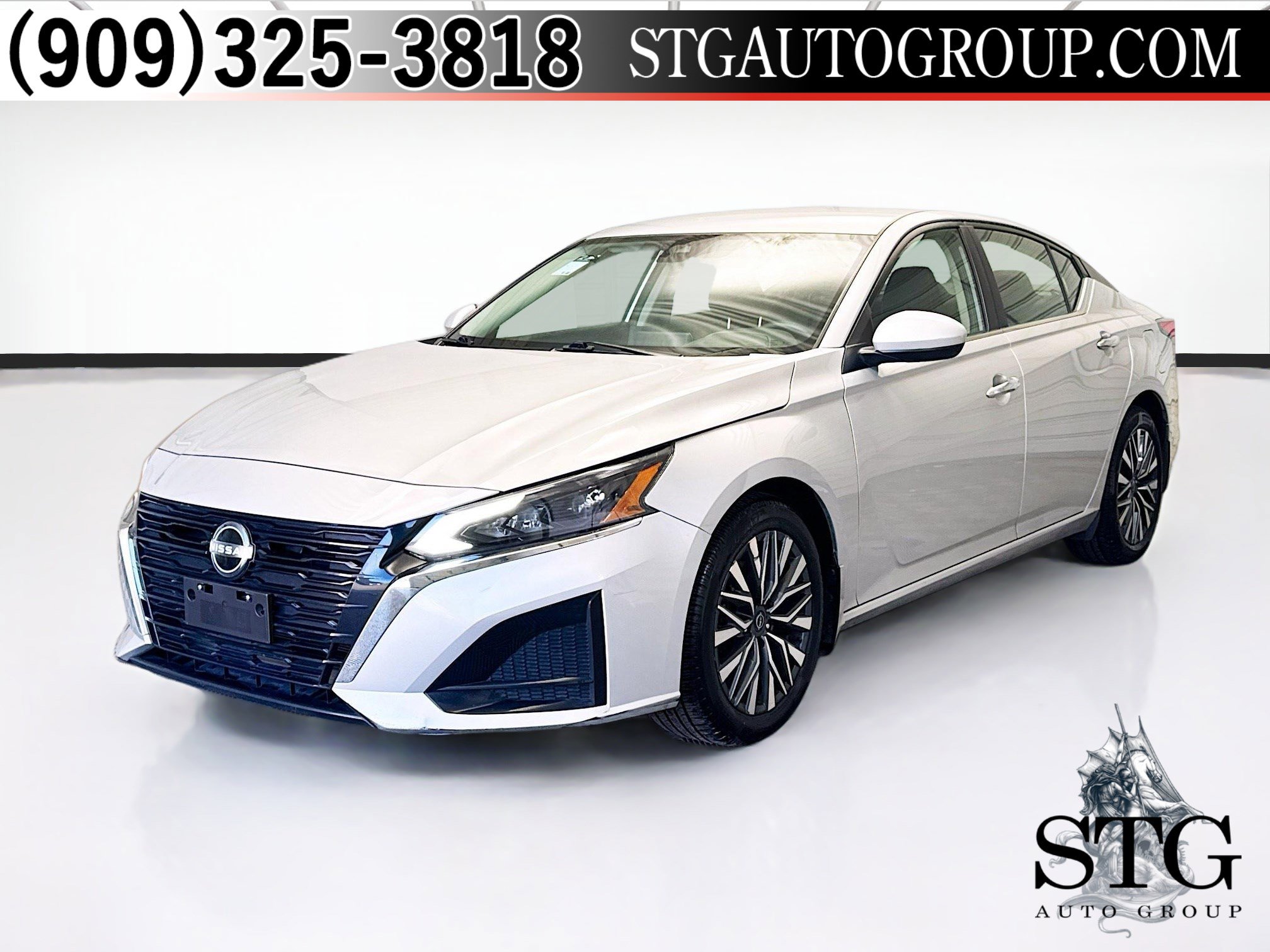 Used 2023 Nissan Altima 2.5 SV