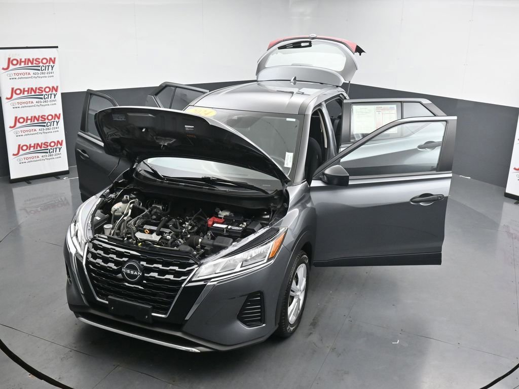 Used 2024 Nissan Kicks S FWD image 37