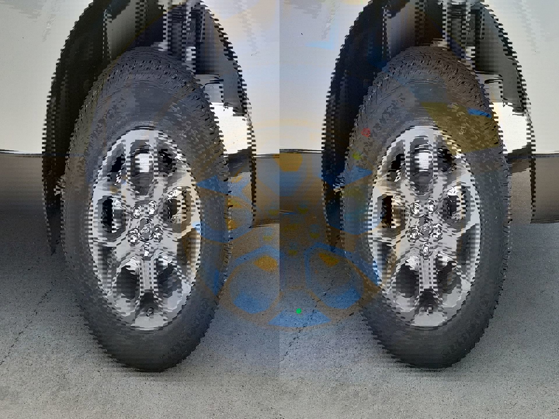 New 2025 Ford Maverick XLT w/ XLT Luxury Package image 19