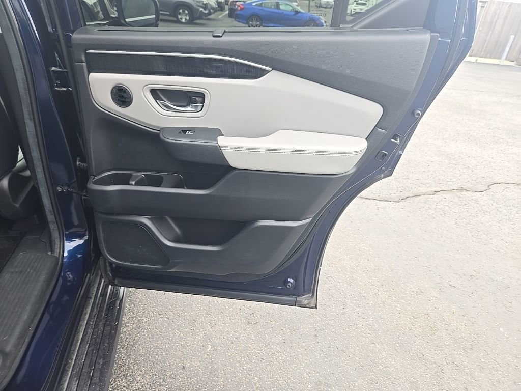 Used 2024 Honda Pilot Elite image 31