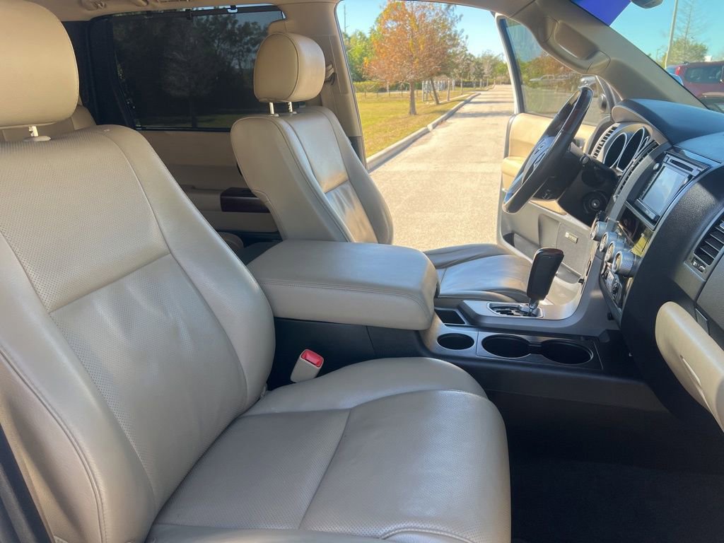 Used 2014 Toyota Sequoia Platinum image 50
