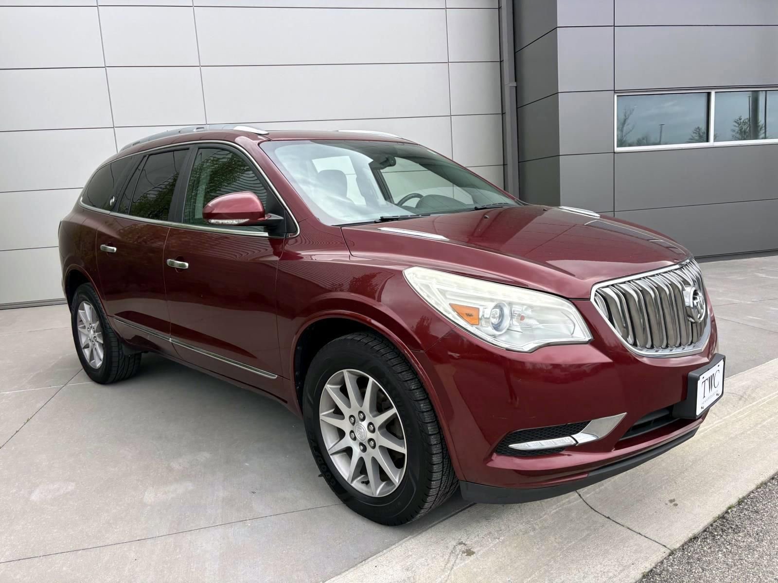Used 2016 Buick Enclave Leather FWD image 3