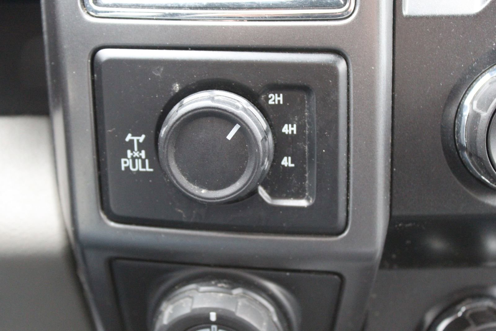 Used 2020 Ford F150 XLT w/ Equipment Group 302A Luxury image 34